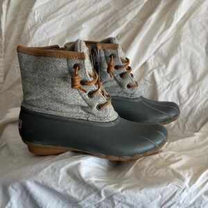 Sperry Women's Gray and Brown Winter Boots